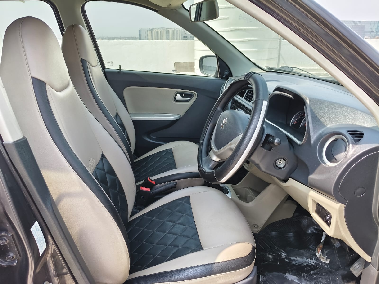 Maruti Suzuki Alto K10(2010-2014) Vxi